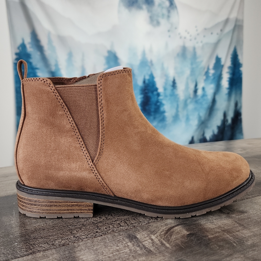 Sonoma Lottiee Chelsea Boots Cognac Women's Size 8.5 NWT - Picture 2 of 10